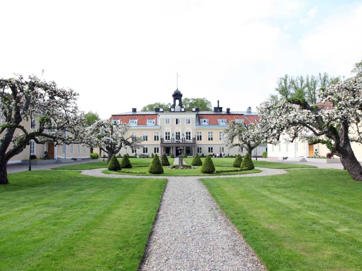 Soedertuna Slott Gnesta Exterior photo
