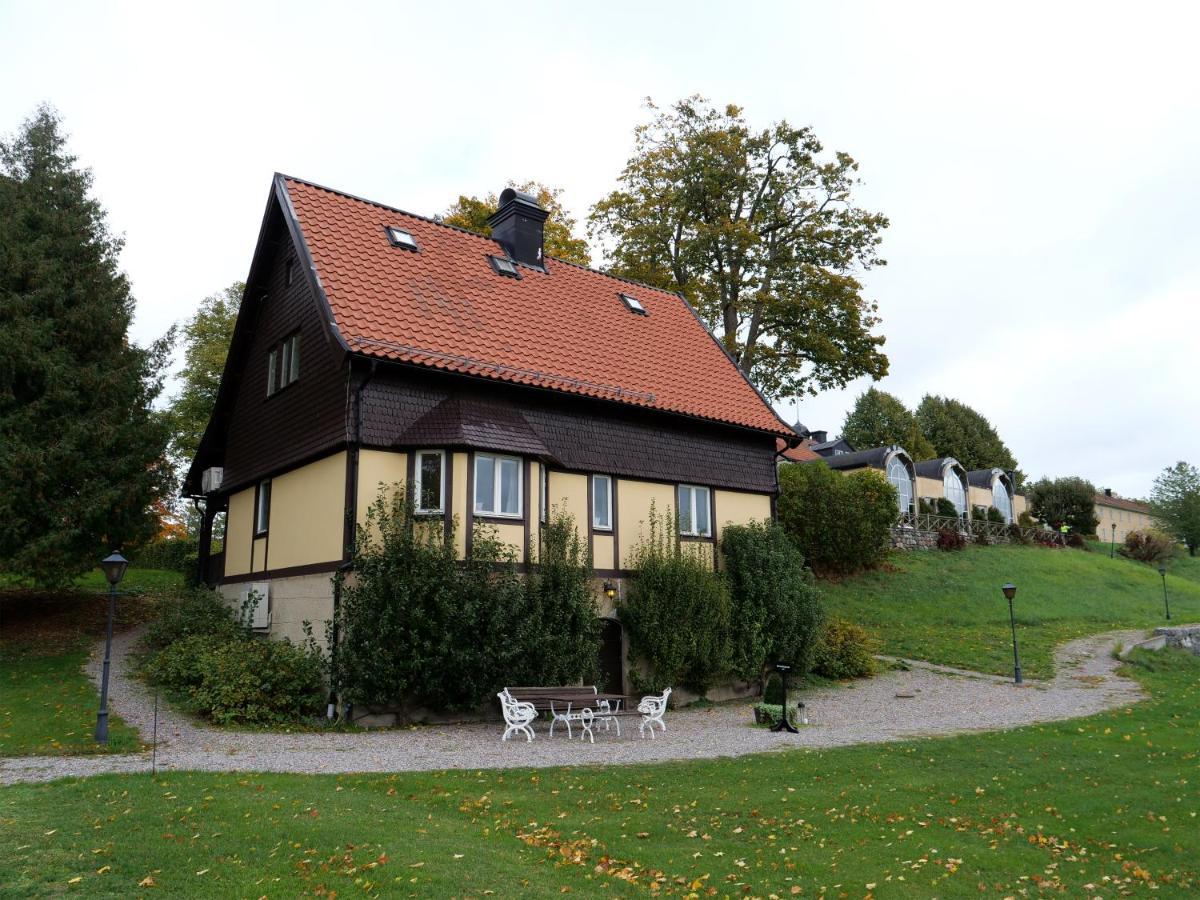 Soedertuna Slott Gnesta Exterior photo